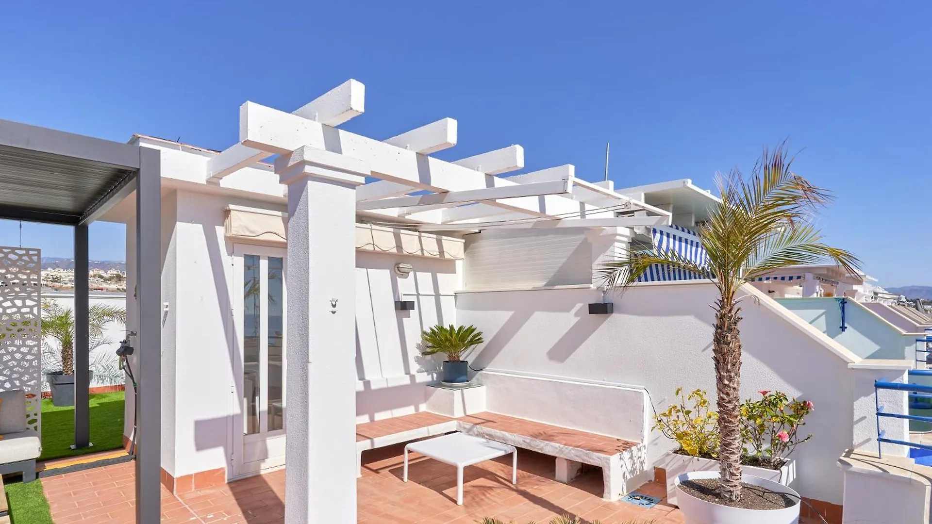 Breathtaking Penthouse Las Azaleas トロクス・コスタ